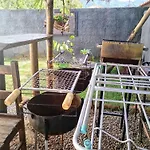 Kitnet Com Cozinha Em Ubatuba